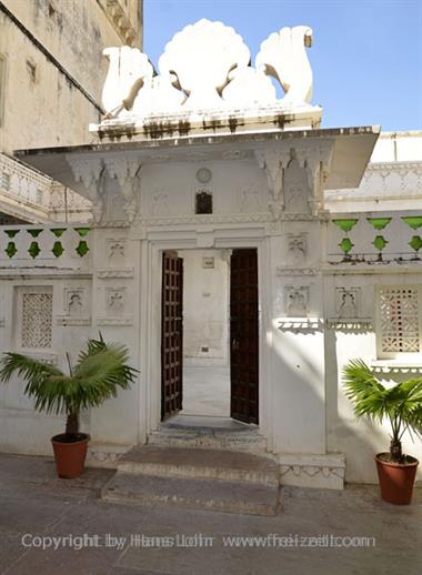 03 City-Palace,_Udaipur_DSC4366_b_H600